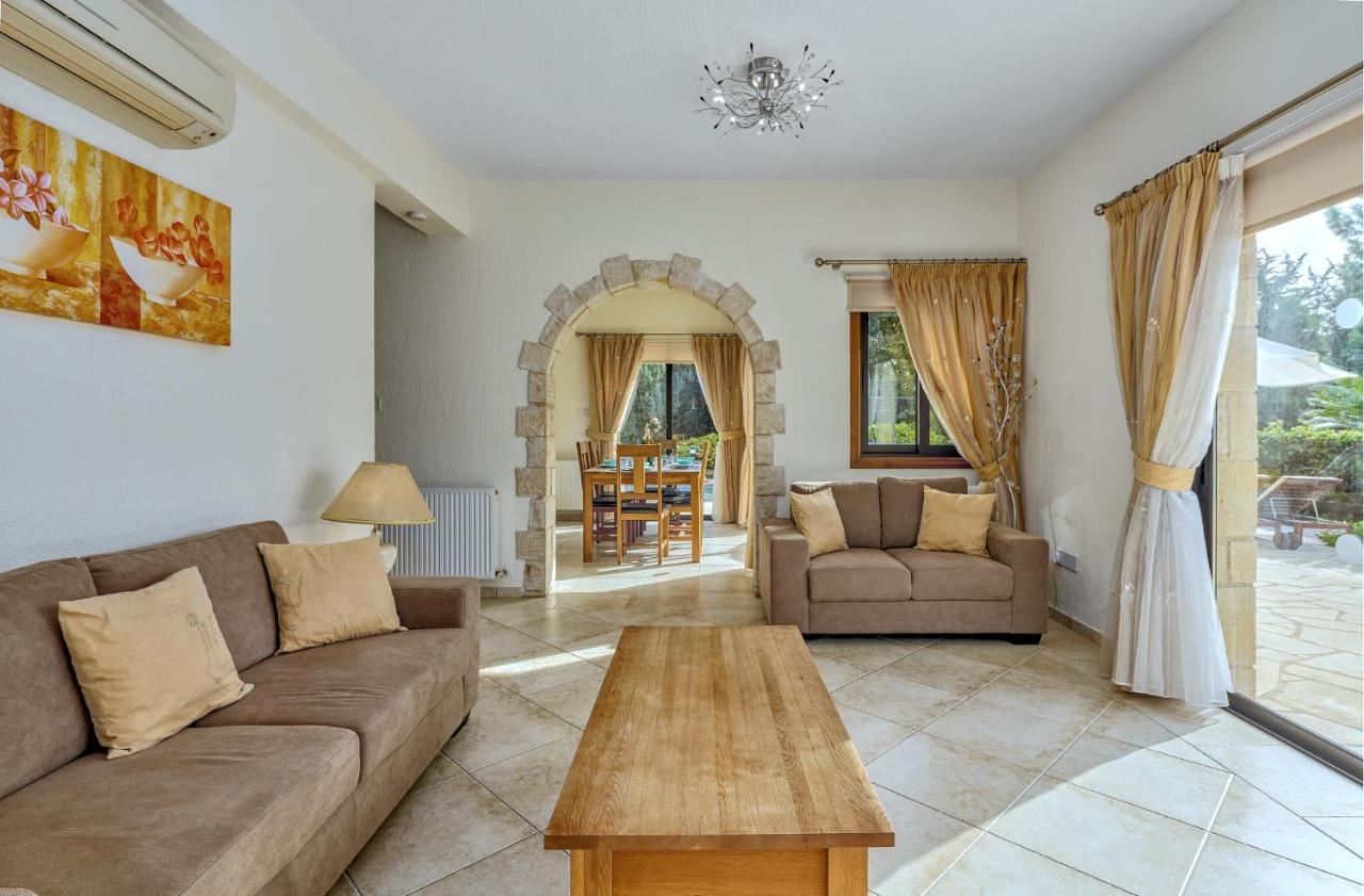 Villa Camelot By Ezoria Villas Golful Coralilor Exterior foto