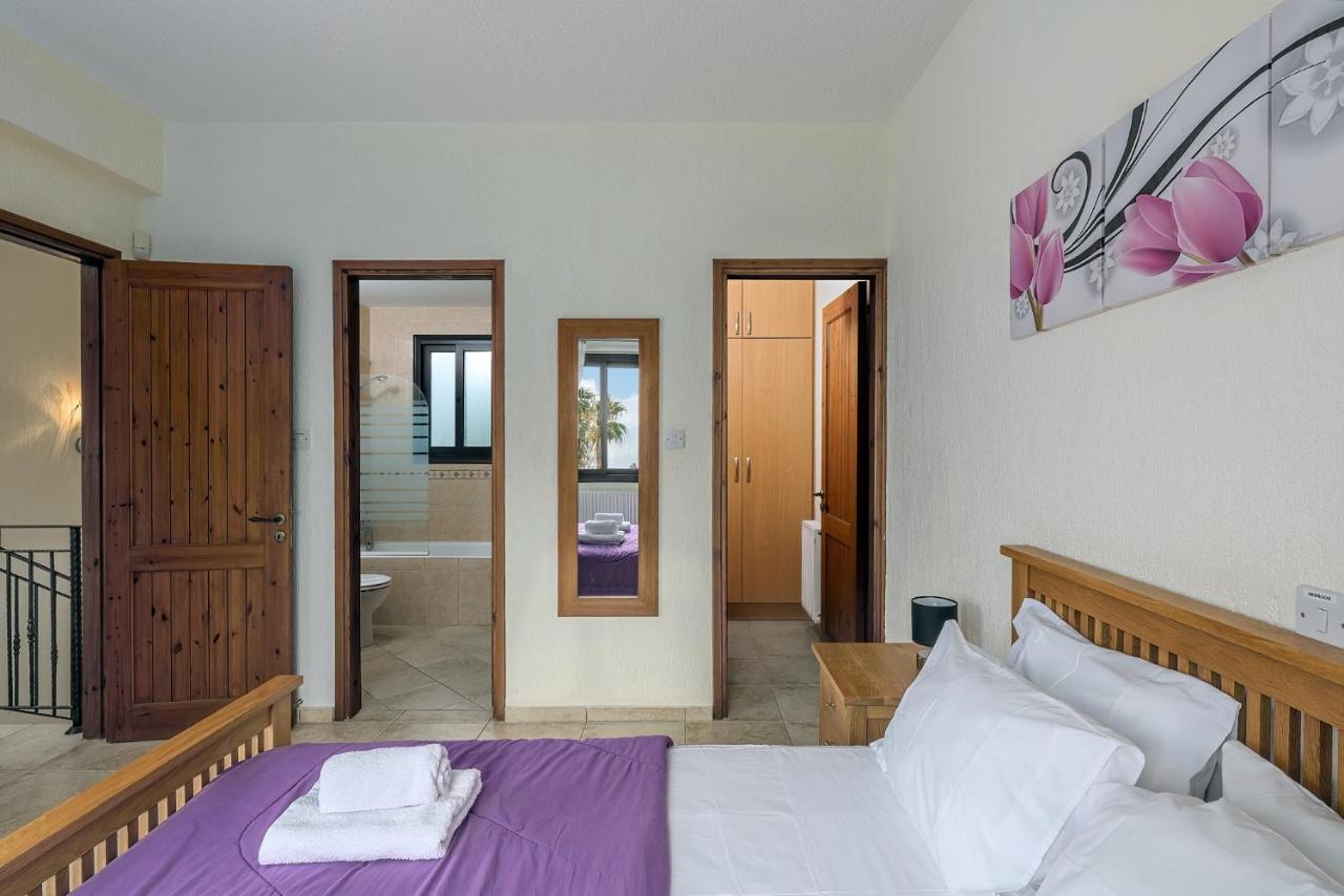 Villa Camelot By Ezoria Villas Golful Coralilor Exterior foto