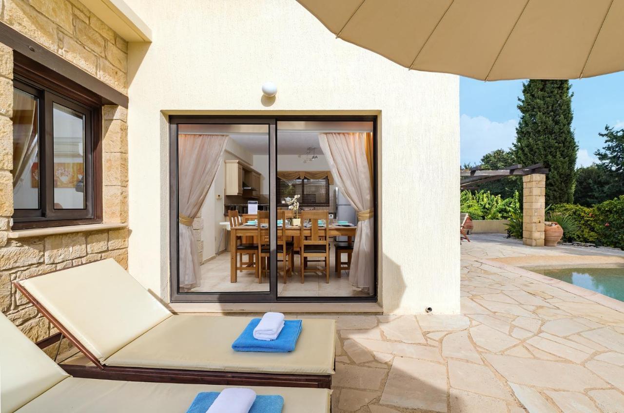 Villa Camelot By Ezoria Villas Golful Coralilor Exterior foto
