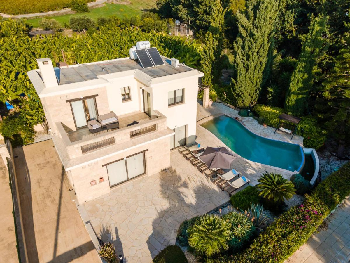 Villa Camelot By Ezoria Villas Golful Coralilor Exterior foto